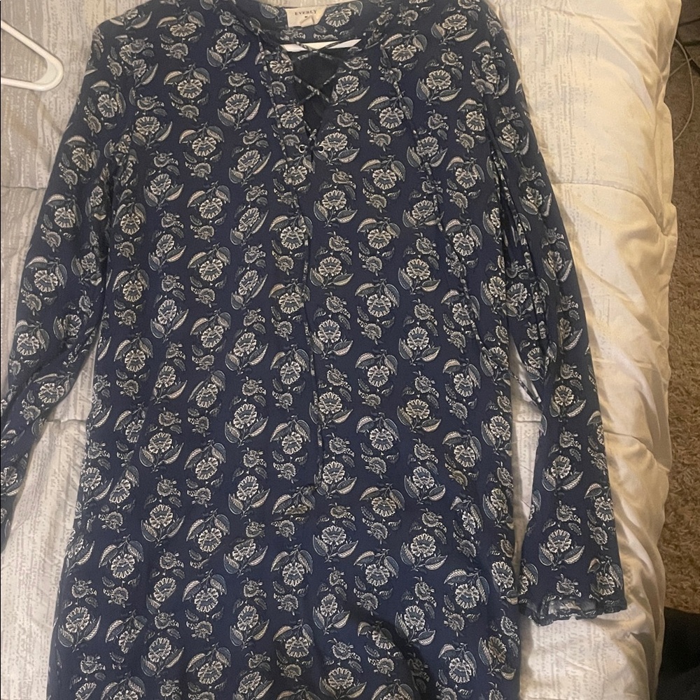 Everly Navy Floral Dress